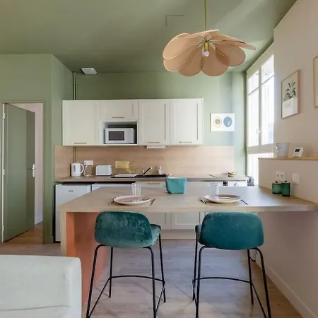 De Standing Place Saint Marc Iii G *